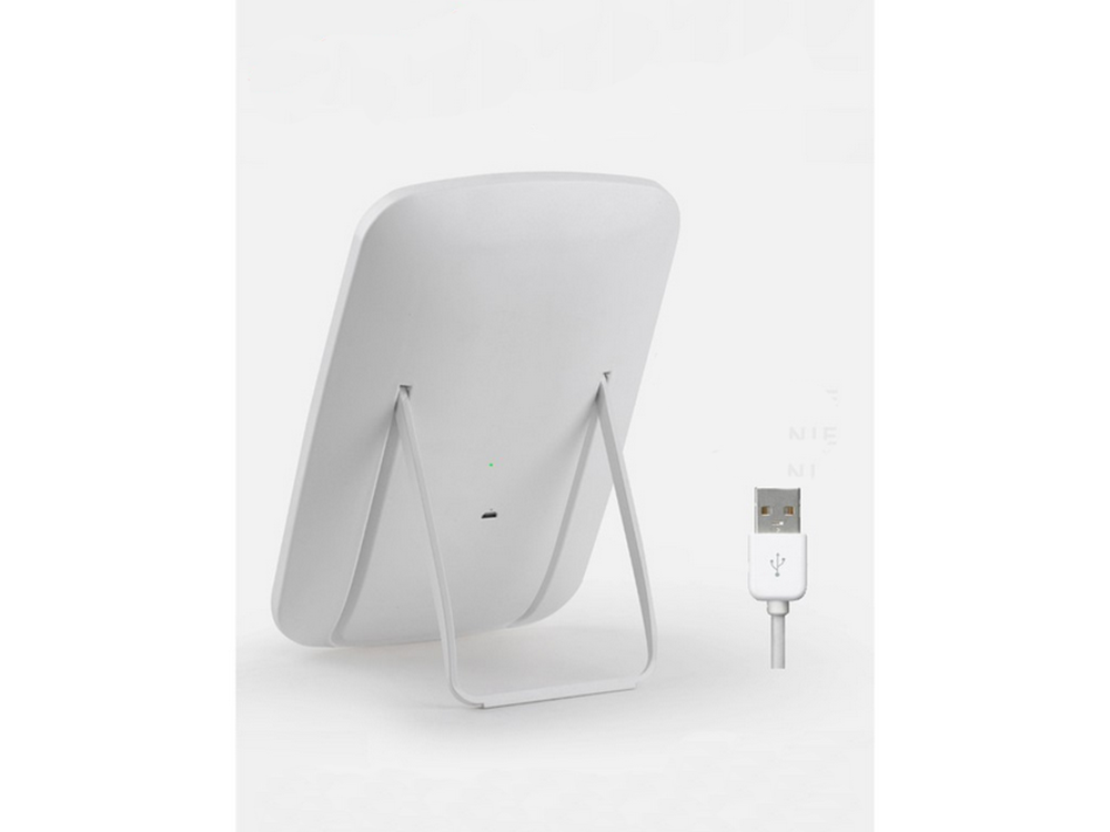 Oglinda de machiaj, Zola, cu iluminare LED incorporata, incarcare cablu micro USB tip B, dreptunghiulara, 24x17 cm Oglinda de machiaj, Zola, cu iluminare LED incorporata, incarcare cablu micro USB tip B, dreptunghiulara, 24x17 cm